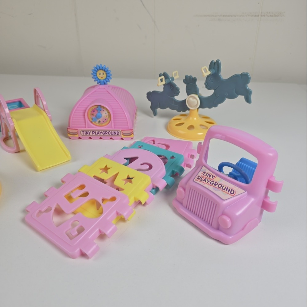 Vintage Lil Kidz Playset Playground Merry Go Round Teeter Totter Car Accessories - Picture 3 of 6